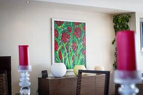 Skyview Penthouse - New Town