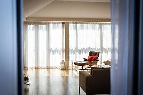 Skyview Penthouse - New Town