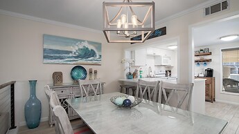 Bayou Village 618g S