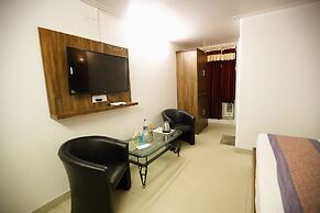 ADB Rooms Hotel Noratan Palace