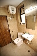 ADB Rooms Hotel Noratan Palace