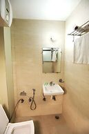 ADB Rooms Hotel Noratan Palace