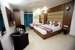 ADB Rooms Hotel Noratan Palace