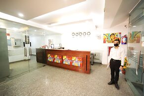 ADB Rooms Hotel Noratan Palace