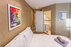 Contemporary Holyrood Apartment