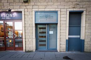 Contemporary Holyrood Apartment