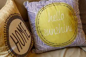 Cozy Apartment near The Meadows