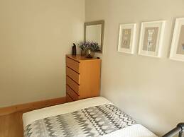 Cosy Flat With Garden View