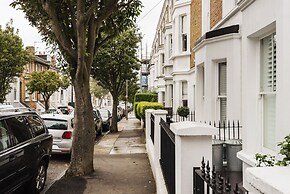 Chic Wandsworth Home with Patio