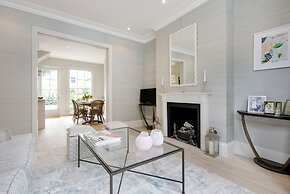 Chic Wandsworth Home with Patio