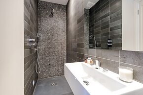Chic Wandsworth Home with Patio