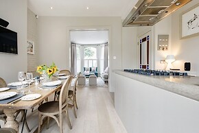 Chic Wandsworth Home with Patio