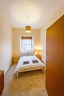 Charming and Spacious New Town Apartment