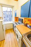 Charming and Spacious New Town Apartment