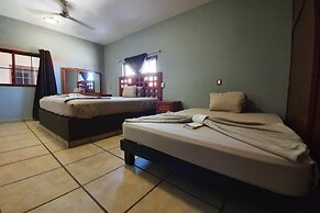 Hotel Colonos By Rotamundos