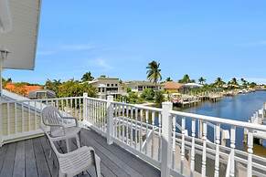 Algonquin Court Pool Home