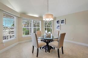 Algonquin Court Pool Home