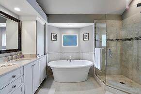 Algonquin Court Pool Home