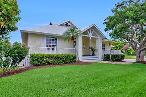 Algonquin Court Pool Home