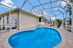 Algonquin Court Pool Home