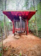 Lost River Hostel