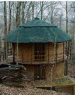 Lost River Hostel