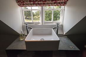 The Woolpack Inn Warehorne