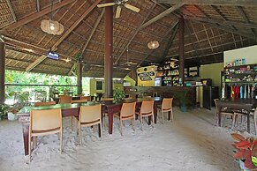 Jonas & Twins Resort