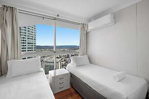 Peninsula Resort - Private Apartments