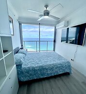 Peninsula Resort - Private Apartments