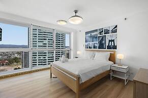 Peninsula Resort - Private Apartments