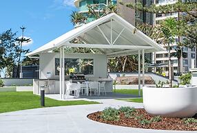 Peninsula Resort - Private Apartments