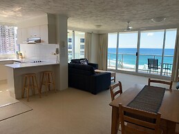 Peninsula Resort - Private Apartments