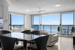 Peninsula Resort - Private Apartments