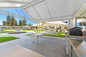 Peninsula Resort - Private Apartments