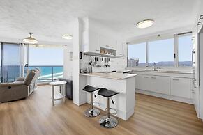 Peninsula Resort - Private Apartments