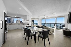 Peninsula Resort - Private Apartments