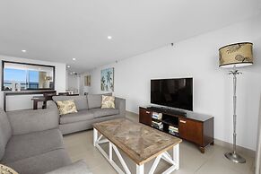 Peninsula Resort - Private Apartments