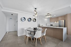 Peninsula Resort - Private Apartments