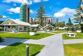 Peninsula Resort - Private Apartments