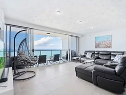 Peninsula Resort - Private Apartments