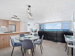 Peninsula Resort - Private Apartments