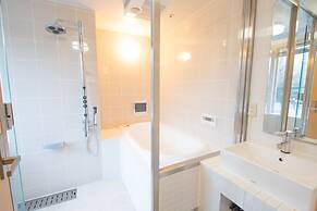 The Experience Uehonmachi