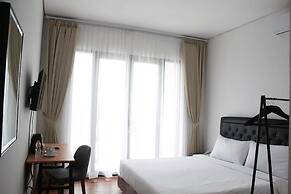 Are You And I Bed & Breakfast