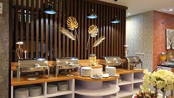 Are You And I Bed & Breakfast