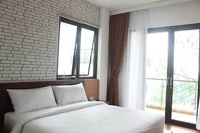 Are You And I Bed & Breakfast