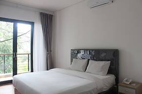 Are You And I Bed & Breakfast