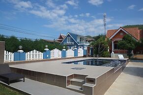 Baan Chom Chan Resort