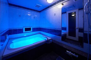 Hotel AQUA Blue Yokosuka - Adults Only