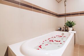 White Palace Thai Binh Hotel 1